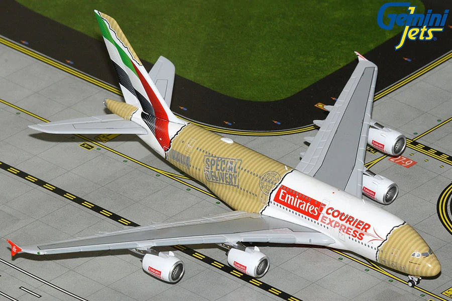 Gemini Jets Emirates Airbus A380 1:400 Diecast Model Aircraft - A6-EET - GJEXS2384