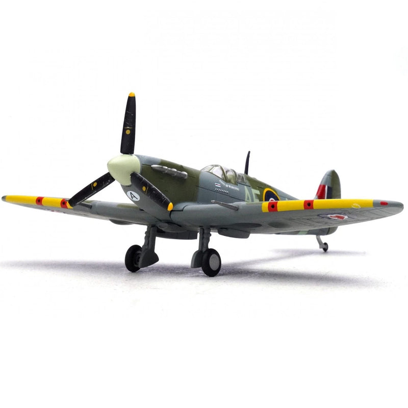 Panzerkampf Spitfire Mk.Vb AE-A 420 Sqn Duxford 1943 1/72 Diecast Model Aircraft - PAN14618LB