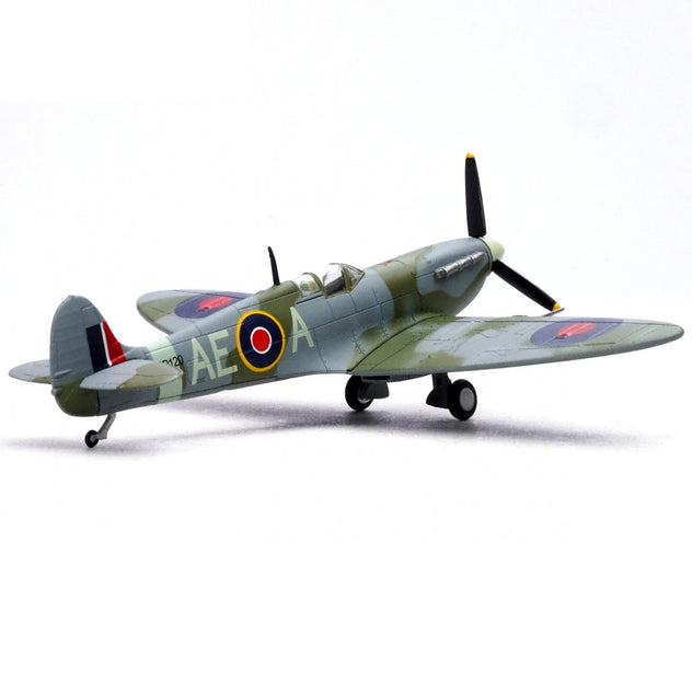 Panzerkampf Spitfire Mk.Vb AE-A 420 Sqn Duxford 1943 1/72 Diecast Model Aircraft - PAN14618LB