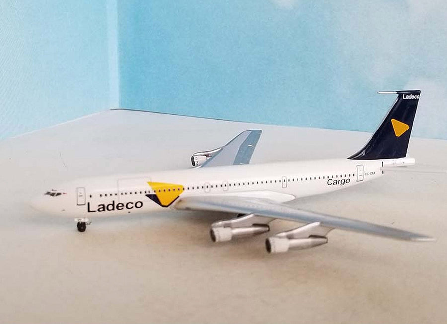 Aero Classics Ladeco Boeing 707 Cargo 1/400 Diecast Model Aircraft - CC-CYA
