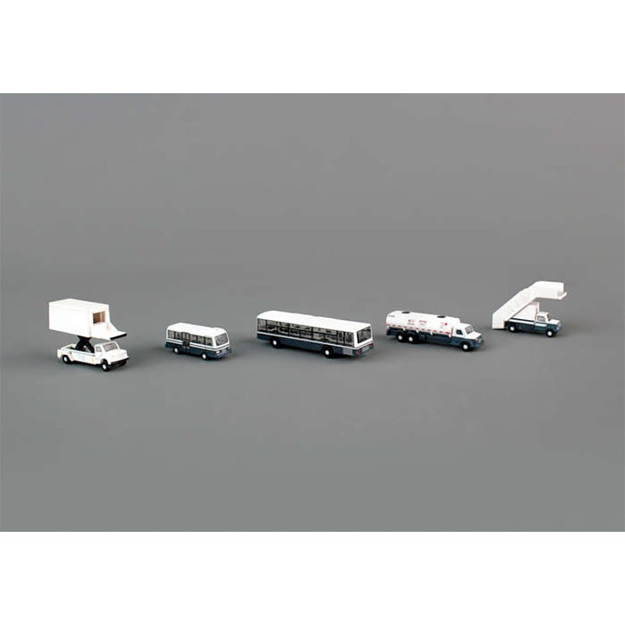 Gemini Jets Airport Service Vehicles 1:200 Diecast Accessories Pack