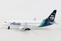 Daron Alaska Airlines Boeing 737 Diecast Model Aircraft Airport Playset