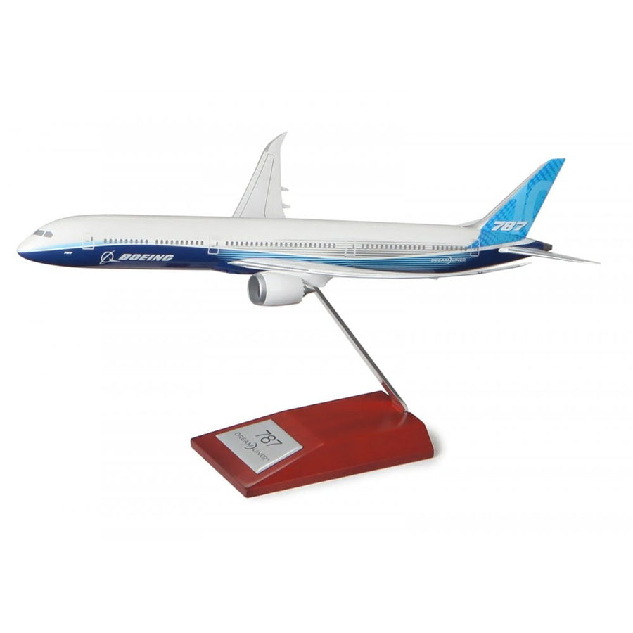 Boeing 787-10 Dreamliner 1:200 Scale Plastic Model Aircraft