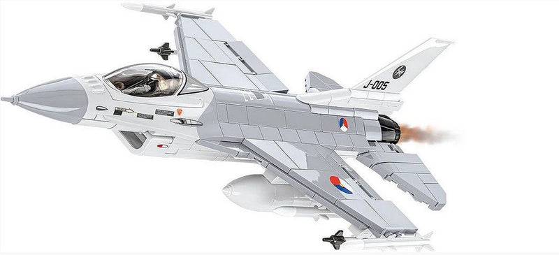Cobi F-16 Fighting Falcon Brick Model Kit - 425 pieces - Scale 1/48 - (5896)