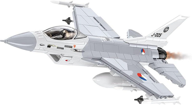 Cobi F-16C Fighting Falcon Brick Model Kit - 500 pieces - Scale 1/48 - (5893)