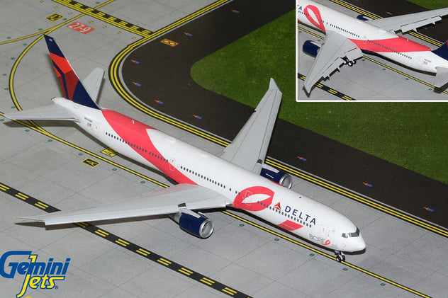 Gemini Jets Delta Boeing 767-400ER 'BCRF Livery' 1:200 Diecast Model Aircraft - G2DAL1446F
