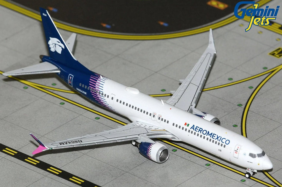 Gemini Jets Aeromexico B737 Max 9 Diecast - N804AM - 1/400 - GJAMX2416