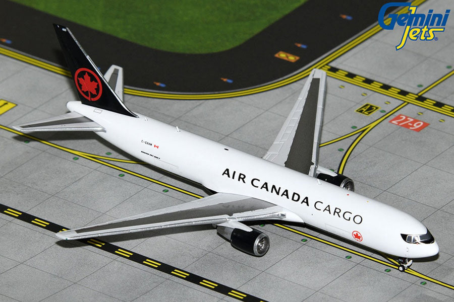 Gemini Jets Air Canada Cargo Boeing 767-300ERF 1:400 Diecast Model Aircraft - C-GXHM