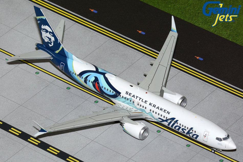 Gemini Jets Alaska Airlines Boeing 737 Max 9 "Seattle" Livery Diecast - N915AK - 1/200 - G2ASA1219