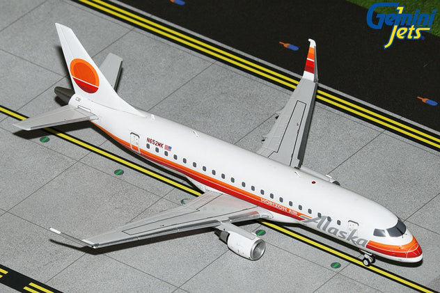 Gemini Jets Alaska Airlines Horizon Retro Embraer E175 1:200 Diecast Model Aircraft - N652MK