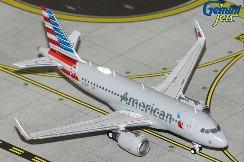 Gemini Jets American Airlines Airbus A319-100 Diecast - N517AS - 1/400 - GJAAL2360