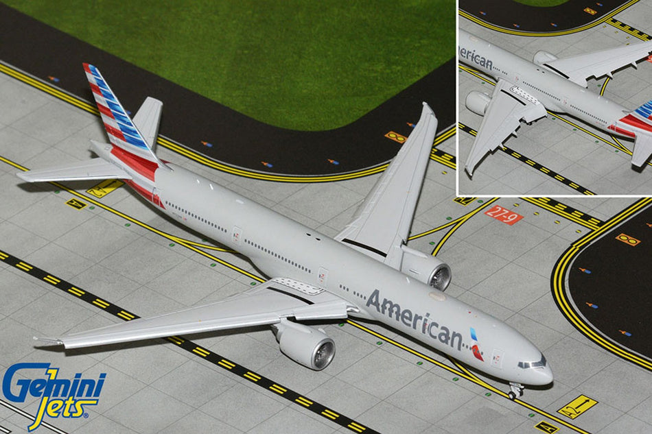 Gemini Jets American Airlines Boeing 777-300ER Flaps Down Diecast - N722AN- 1/400 - GJAAL2303F