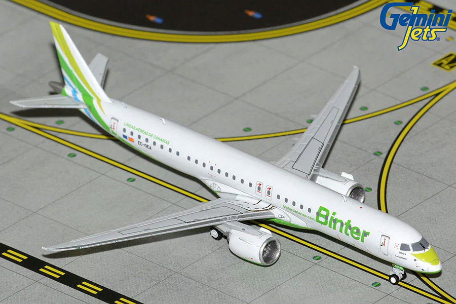 Gemini Jets Binter Canaries Embraer E195-E2 1:400 Diecast Model Aircraft - EC-OEA - GJIBB2281