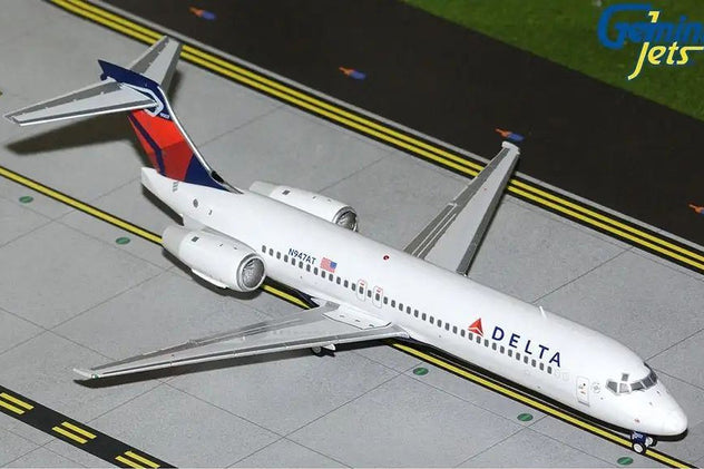 Gemini Jets Delta Boeing 717-200ER N947AT 1:200 Diecast Model Aircraft - G2DAL1417