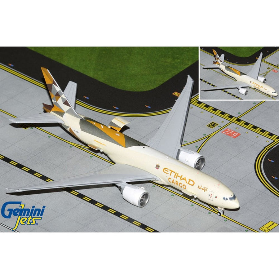 Gemini Jets Etihad Cargo Boeing 777-200LRF 1:400 Diecast Model Aircraft - A6-DDE - GJETD2146