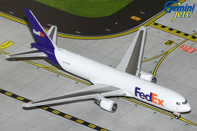 Gemini Jets FedEx Boeing 767-300ERF N144FE 1:400 Diecast Model Aircraft - GJFDX2311