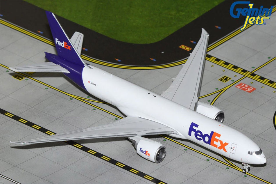 Gemini Jets Fed-Ex B777-200LRF (revised Livery) Diecast - N895FD - 1/400 - GJFDX2304