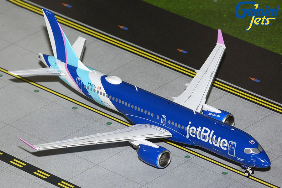 Gemini Jets JetBlue Airways Airbus A220-300 1:200 Diecast Model Aircraft - N3241J - G2JBU1402