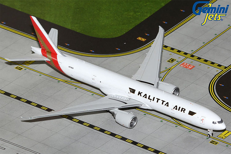 Gemini Jets Kalitta Air Boeing 777-300ERF Diecast - N779CK - 1/400 - GJCKS2301