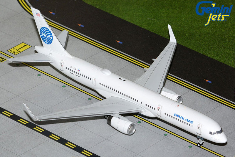 Gemini Jets Pan-Am Boeing 757-200 Diecast - TF-FIC - 1/200 - G2PAA1474