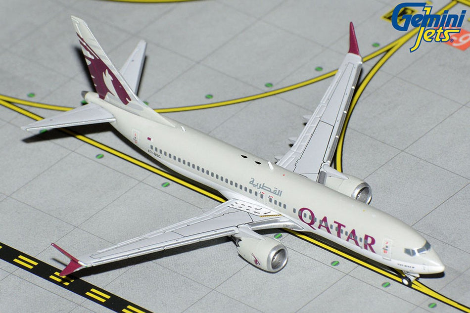 Gemini Jets Qatar Airways Boeing 737 Max 8 Diecast - A7-BSC - 1/400 - GJQTR2210
