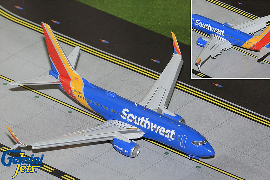 Gemini Jets Southwest Boeing 737-700S Flaps Down Diecast - N943WN - 1/200 - G2SWA1350F
