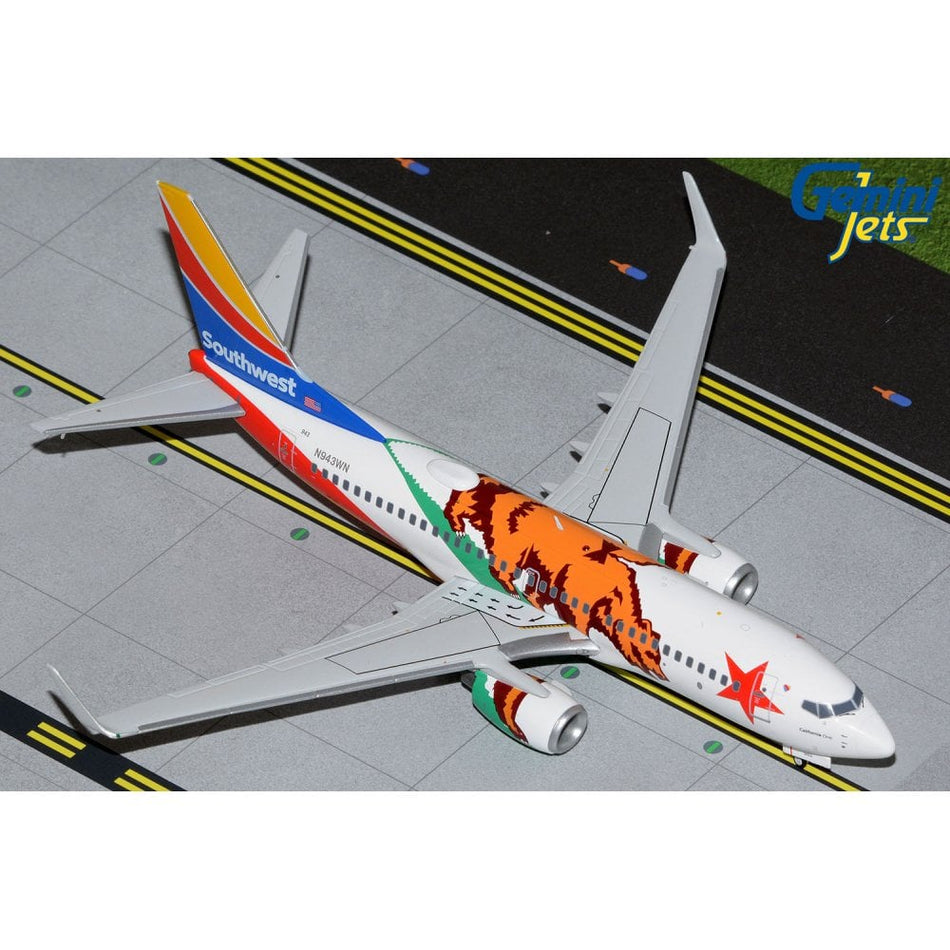 Gemini Jets Southwest Boeing 737-700W California One livery Diecast - N943WN - 1/200 - G2SWA1010