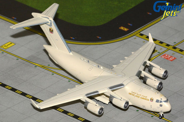 Gemini Jets UAE C-17A Globemaster III 1/400 Diecast Model Aircraft - GMUAE159