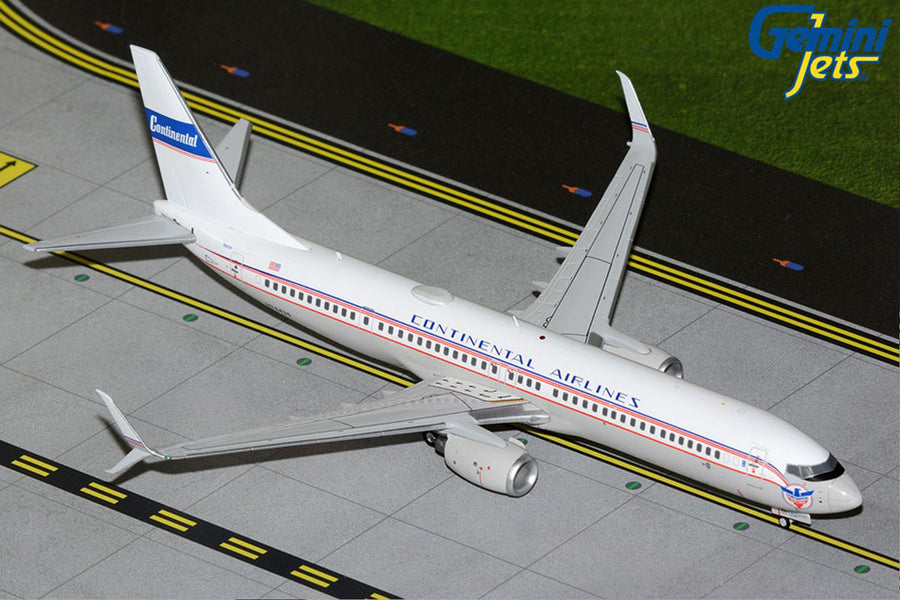 Gemini Jets United Airlines Boeing 737-900ER Continental Retro 1:200 Diecast Model - G2UAL1407