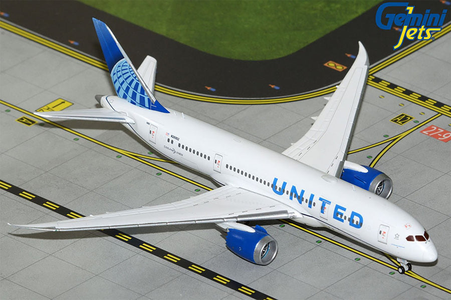 Gemini Jets United Airlines Boeing 787-8 1/400 Diecast Model Aircraft - N26902 - GJUAL2329