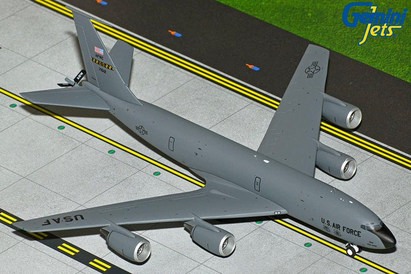 Gemini Jets USAF KC-135R Stratotanker Andrews AFB '57-1512 ' Diecast Scale Model - 1/200 - G2AFO1266