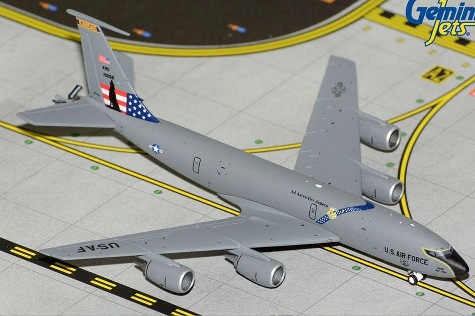 Gemini Jets USAF Lockheed C-5M Super Galaxy Lackland AFB '85-0009' Diecast Scale Model - 1/400 - GMUSA142