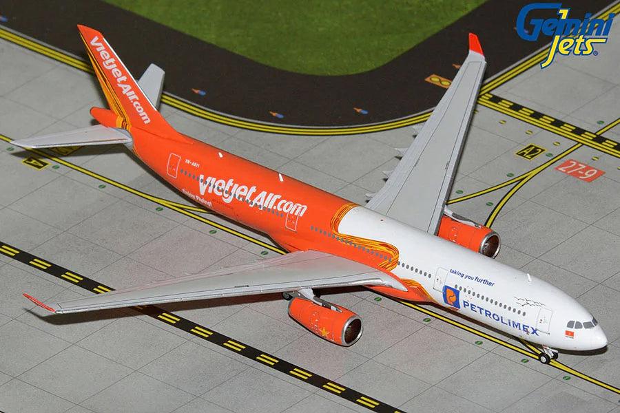 Gemini Jets Vietjet A330-300 Petrolimex 1:400 Diecast Model Aircraft - VN-A811 - GJVJC2080