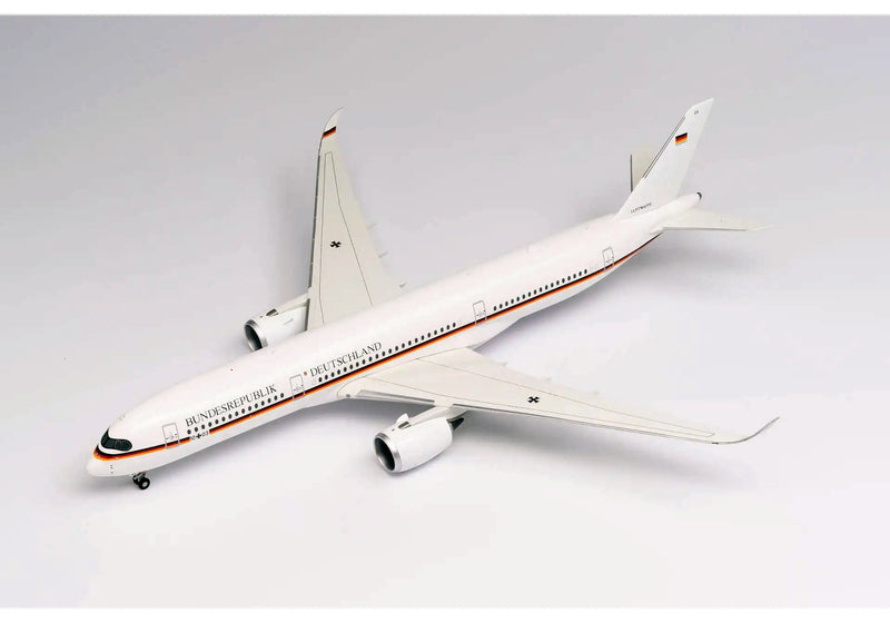 German Air Force Airbus A350-900 Plastic Model - 10+03 - 1/200