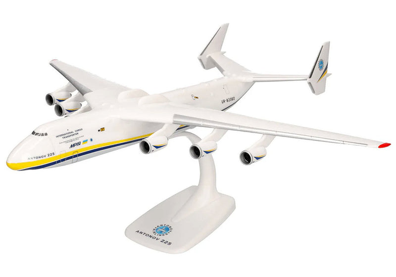 Herpa Air New Zealand Boeing 777-300ER Plastic Model - ZK-OKQ - 1/200
