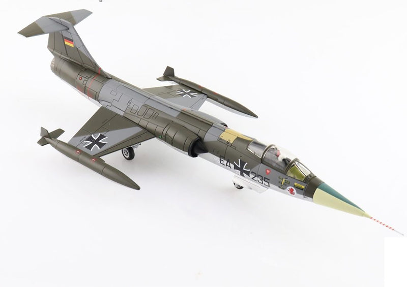 Hobbymaster HA1075 - Lockheed RF-104G Starfighter “Immelmann”, Luftwaffe, 1966 Diecast Scale Model - 1/72