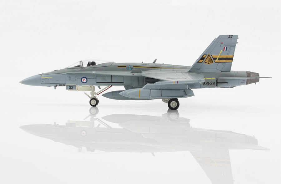 Hobby Master HA3584 F/A-18A Hornet "ARDU" A21-32 RAAF 1:72 Diecast Model Aircraft