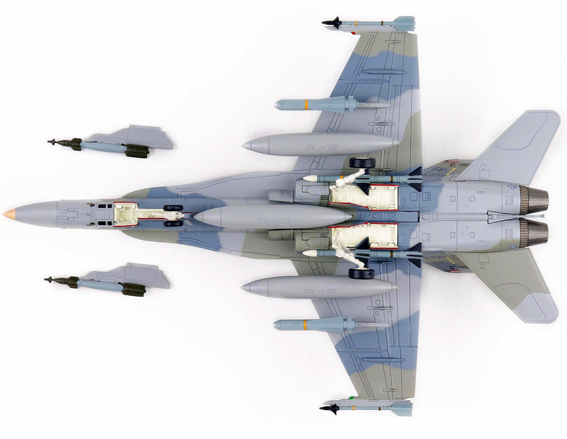 Hobbymaster HA3594 - KAF-18C Hornet 425, 9 Fighter & Attack Sqn., Kuwait AF Diecast Scale Model - 1/72