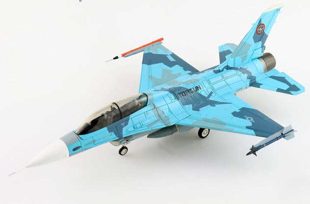 Hobby Master F-16B Fighting Falcon "Top Gun" 04 1/72 Diecast Model Aircraft HA38017