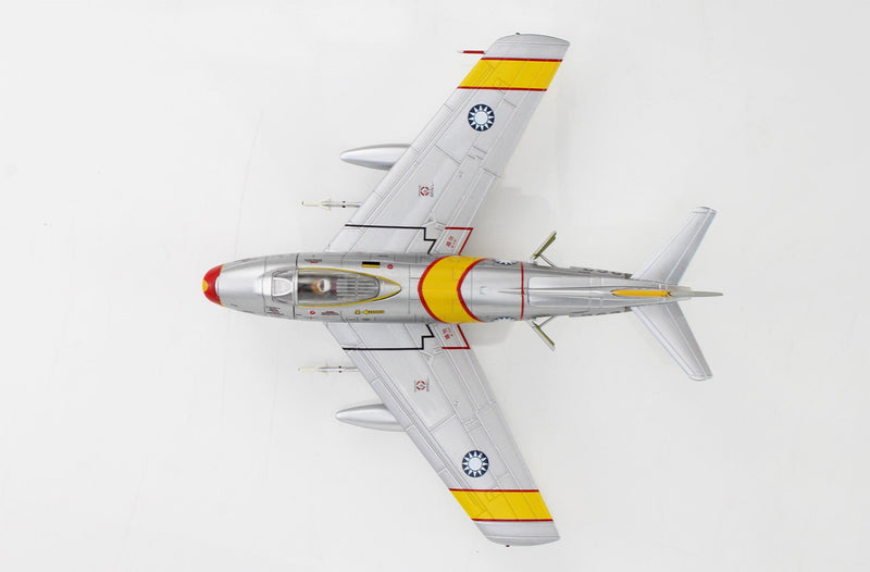 Hobbymaster HA4339 - F-86 Sabre No.359, ROCAF, 24th Sept, 1958 Diecast Scale Model  - 1/72
