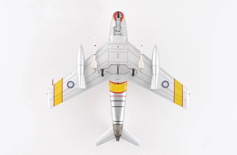 Hobbymaster HA4339 - F-86 Sabre No.359, ROCAF, 24th Sept, 1958 Diecast Scale Model  - 1/72