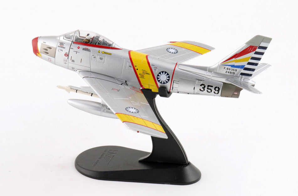 Hobbymaster HA4339 - F-86 Sabre No.359, ROCAF, 24th Sept, 1958 Diecast Scale Model  - 1/72