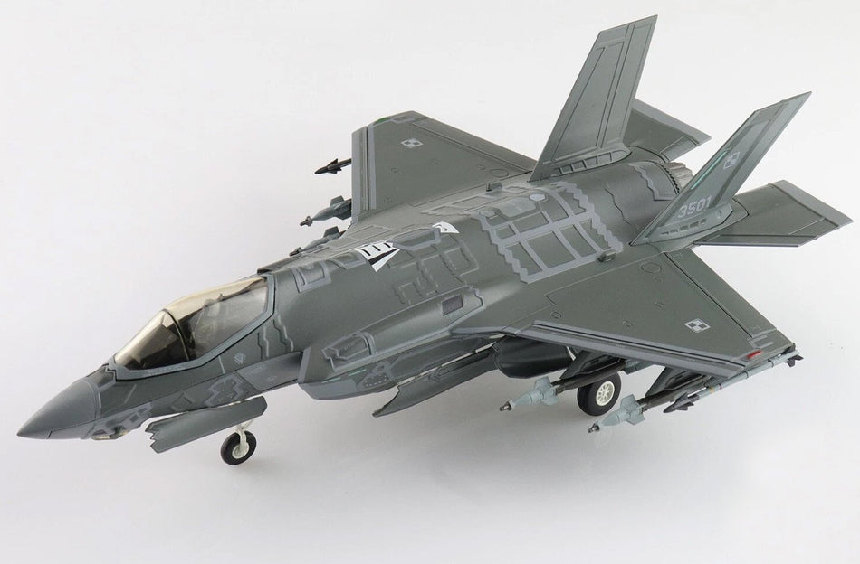 Hobbymaster HA4444 - F-35A "Husarz" 3501, Polish Air Force, 2024 Diecast Scale Model - 1/72
