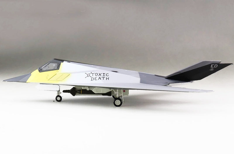 Hobbymaster HA5810 - F-117A Nighthawk “Toxic Death” 79-10781, 1991 Diecast Scale Model - 1/72