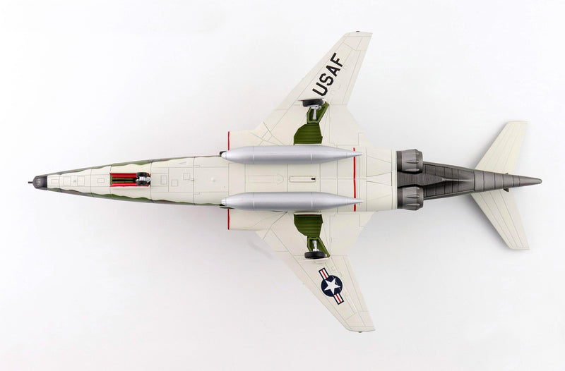 Hobbymaster HA9305 - McDonnell RF-101A Voodoo USAF 363rd TRW,Udorn RTAFB, Thailand, 1965 Diecast Scale Model -  1/72