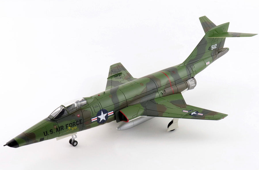 Hobby Master HA9305 McDonnell RF-101A Voodoo USAF 1/72 Diecast Model Aircraft