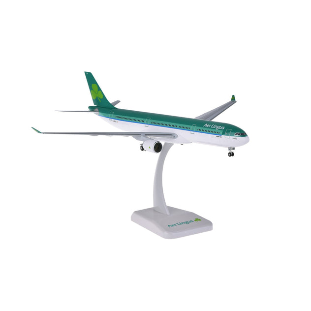 Hogan Wings Aer Lingus Airbus A330-300 1:200 Plastic Model Aircraft