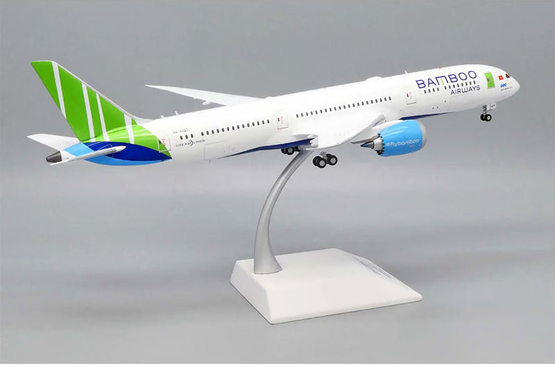 JC Wings Bamboo Airways Boeing 787-9 Dreamliner - VN-A829 - Diecast Model - 1/200