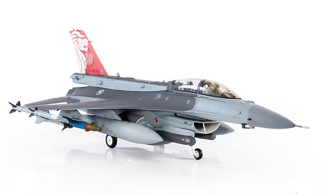 JC Wings F-16D Fighting Falcon Singapore AF 425th Sqn Black Widows 1/72 Diecast Model Aircraft