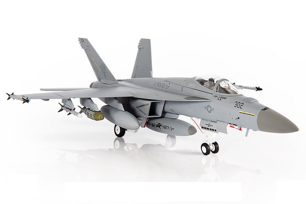JC Wings F/A-18E Super Hornet VFA-87 Golden Warriors 1/72 Diecast Model Aircraft
